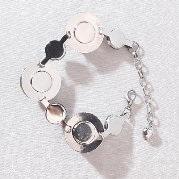 Chunky Snap Bracelet Silver Tone Chains Holding Rhinestones And Glass Cabochons - Picture 4 of 9